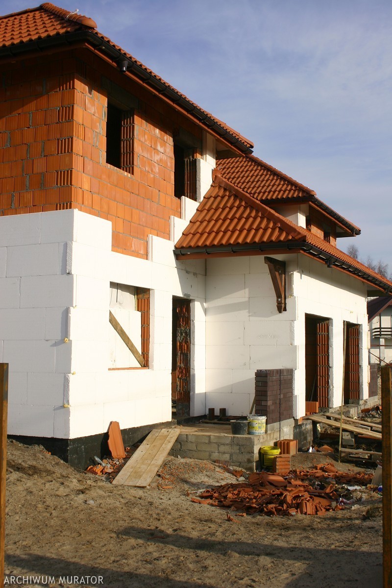 Mostki cieplne, wilgotne ściany i grzyb Mostki cieplne, wilgotne ściany i grzyb